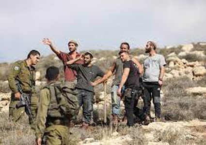 إصابتان في هجوم للمستوطنين على منزل في ترمسعيا