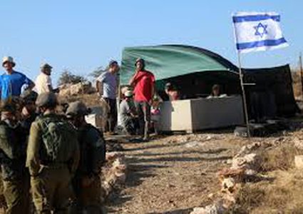 مستوطنون يقيمون بؤرة استيطانية جديدة على أراضي عقربا جنوب نابلس