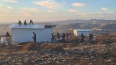 مستوطنون يقيمون بؤرة استيطانية جديدة في عطارة شمال غرب رام الله