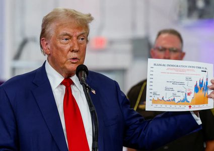 ترامب يراجع 55 مليون تأشيرة أميركية لترحيل المخالفين