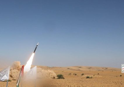 تحقيق إسرائيلي في فشل اعتراض صاروخ أنصار الله بعد سقوطه قرب اللد