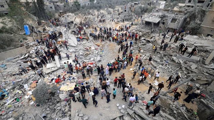مجازر لا تتوقف: حصيلة الشهداء في غزة تتجاوز  62.622 شهيداً و157.673 إصابة
