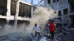 إصابات في قصف إسرائيلي على مدينة غزة واستهداف متواصل للمنازل والمنظومة الصحية