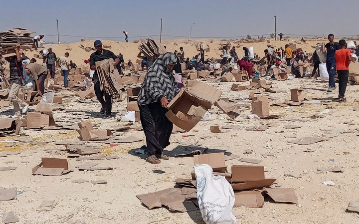 ثلاثة شهداء بينهم اثنان من منتظري المساعدات شمال ووسط قطاع غزة