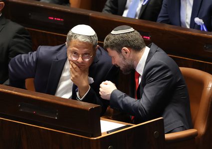 ابتزاز سياسي وإدارة مدنية: سموترتش وبن غفير يقودان تسريع الاستيطان في الضفة