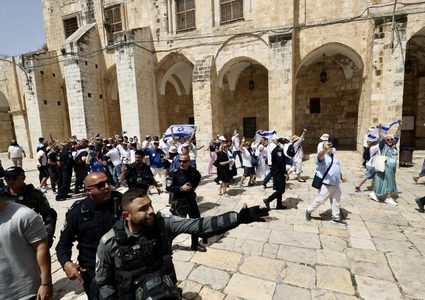 شؤون القدس: اقتحامات الأقصى تصعيد خطير يفتح الباب أمام انفجار ديني وسياسي