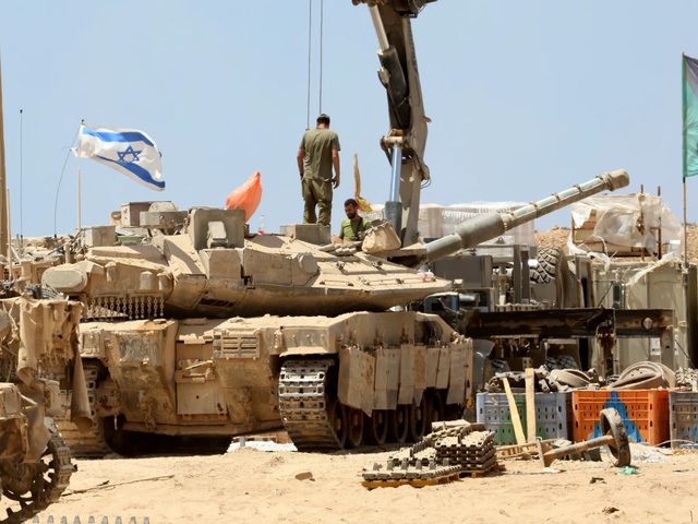 هآرتس: أزمة معدات تهدد حياة الجنود في غزة