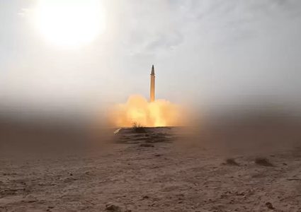 إطلاق صاروخ جديد من اليمن تجاه الأراضي المحتلة.. والاحتلال يزعم اعتراضه