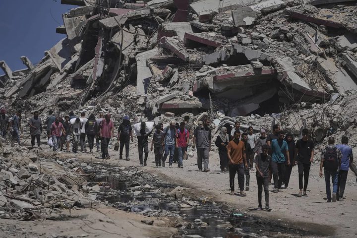 بلدية دير البلح: لا توجد بقعة واحدة على استيعاب أي خيمة نزوح جديدة