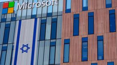 مايكروسوفت تفصل موظفين شاركا في اعتصام احتجاجاً على تعاونها مع إسرائيل