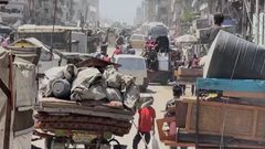 «هل ينتظرنا هنا غير الموت؟» الغزيون يفرون من منطقة إلى أخرى تحت القصف الإسرائيلي