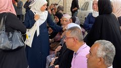 وداع الشهيد محمد جمال عمر مدني من مخيم بلاطة في مدينة نابلس داخل مستشفى رفيديا