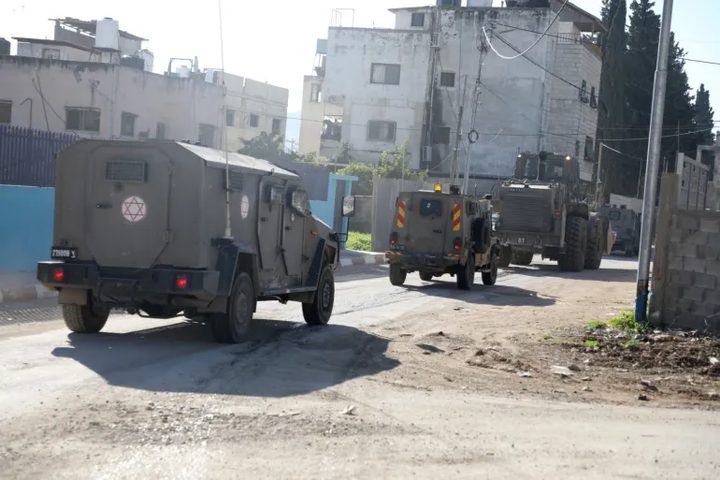 الاحتلال يقتحم بلدتي تل وسبسطية في نابلس ويطلق قنابل الغاز