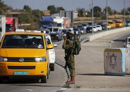 الاحتلال يعرقل تنقل المواطنين في قلقيلية