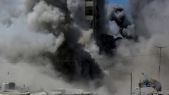 برج السوسي السكني الذي دمّرته طائرات الاحتلال قبل قليل في مدينة غزة