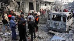 في اليوم الـ701 من حرب الإبادة.. الاحتلال يواصل قصف غزة وتفجير منازل المدنيين