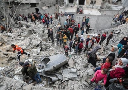 3 شهداء في القصف المتواصل على مدينة غزة