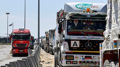 استئناف إدخال المساعدات إلى غزة عبر كرم أبو سالم وسط تحذيرات من عدم كفايتها