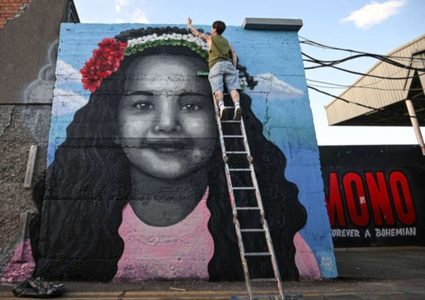 مؤسسة هند رجب: بولندا تحتجز وتحقق مع 3 مندوبي أسلحة إسرائيليين