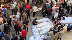 709 أيام للحرب.. عشرات الشهداء والجرحى بالقطاع واشتداد الغارات بمدينة غزة