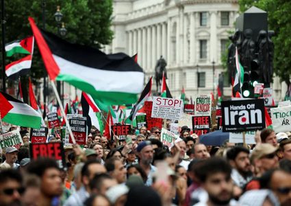 آلاف المتظاهرين في برلين يطالبون بوقف الإبادة الجماعية في غزة