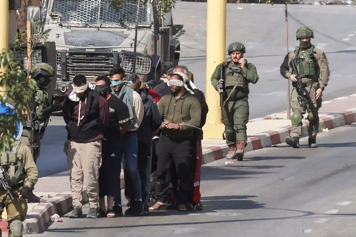 540 اعتقالًا في الضفة خلال آب.. و19 ألفًا منذ بدء حرب الإبادة