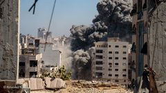 لحظة قصف الاحتلال برج الكوثر في حي تل الهوى جنوب غرب مدينة غزة