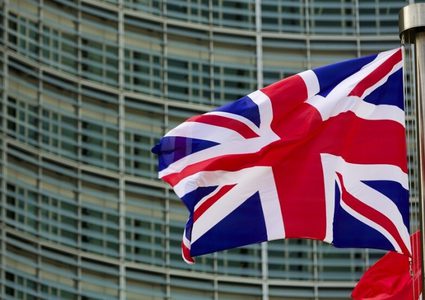 بريطانيا تحظر الاسرائليين من الالتحاق في كلية الدفاع بسبب غزة