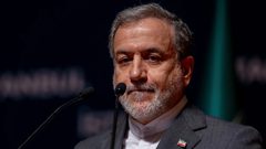 إيران: مستعدون لحل عادل ومتوازن مع أوروبا بشأن النووي