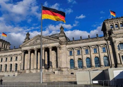 ألمانيا: لم نحسم موقفنا بعد من مقترحات الاتحاد الأوروبي بفرض عقوبات على إسرائيل