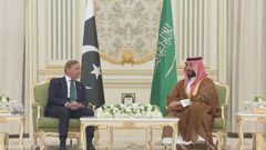 وزير دفاع باكستان: برنامجنا النووي "سيكون متاحا" للسعودية