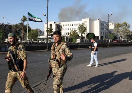 المرصد: مقتل سبعة مدنيين في قصف لقوات حكومية في شمال سوريا