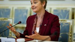 وزيرة خارجية بريطانيا: لا مكان لحماس في مستقبل فلسطين