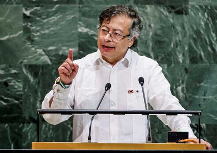 رئيس كولومبيا يدعو إلى "جيش دولي لتحرير فلسطين".. وإندونيسيا تعرض 20 ألف جندي