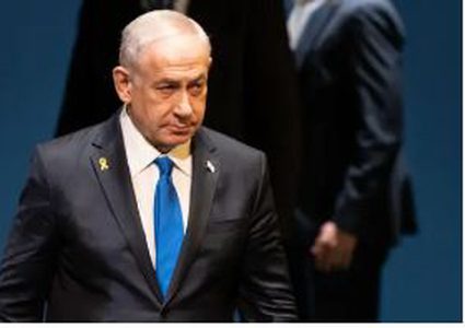 خشية الاعتقال.. طائرة نتنياهو نحو نيويورك تغيّر مسارها