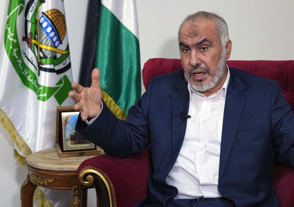 قيادي في حماس يصف 7 أكتوبر بـ"اللحظة الذهبية" ويؤكد استمرار سلاح الحركة