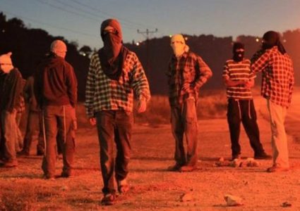 اهالي بلدة بيتا يتصدون للمستعمرين