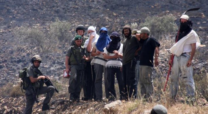 مستوطنون يقتحمون موقعًا أثريًا في الناقورة شمال غرب نابلس