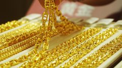 ارتفاع أسعار الذهب إلى أعلى مستوى