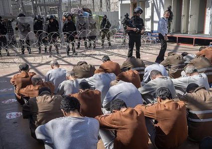 ردود جديدة بشأن أماكن احتجاز معتقلين من قطاع غزة في سجون الاحتلال