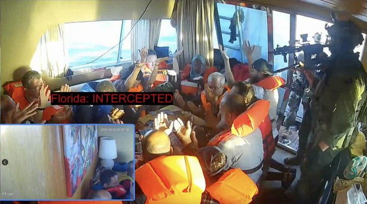 الاحتلال يعترض 40 قاربا من "أسطول الصمود" ويعتقل نشطاء دوليين على متنها