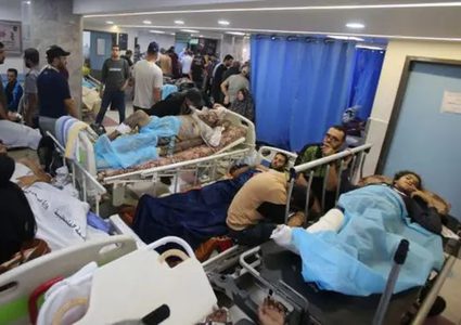 صحة غزة: الوصول إلى المستشفيات بات "شديد الخطورة"