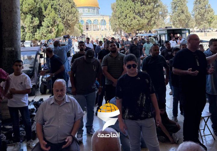 من المصلى القبلي تزامنا مع خطبة الجمعة في المسجد الأقصى المبارك