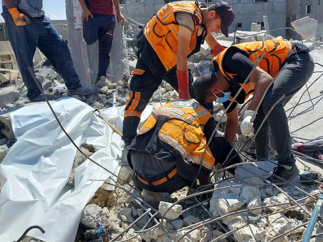 الدفاع المدني في غزة: القصف متواصل والأوضاع الإنسانية تتدهور