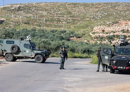 الاحتلال يقتحم قرية تياسير شرق طوباس ويداهم منزلا