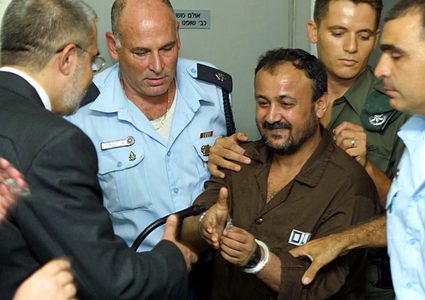 حماس تطالب بالإفراج عن البرغوثي وآخرين ضمن صفقة تبادل الأسرى