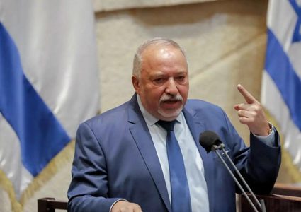 ليبرمان يلمح بعودة الحرب مع ايران