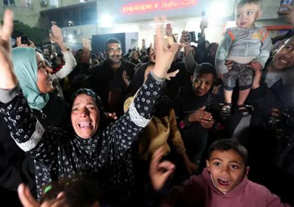 فرحة غزة بعد وقف إطلاق النار.. بين الألم والدمار