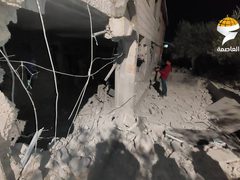 منزل عائلة الشهيد محمد بسام طه من بلدة قطنة شمال غرب القدس بعد أن فجره الاحتلال الليلة، وهو أحد منفذي عملية القدس التي أدت لمقتل 7 مستوطنين