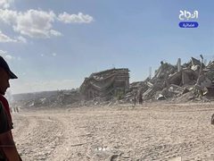 مواطنون يعودون إلى أحياء مدينة غزة التي هجروا منها قسرا خلال عدوان الاحتلال الواسع عليها.